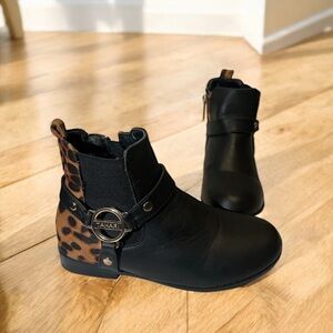 Girls Tahari boots